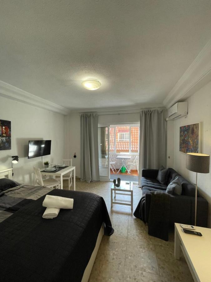 Fuengirola, Los Boliches - Nice Studio Right On The Beach. ภายนอก รูปภาพ