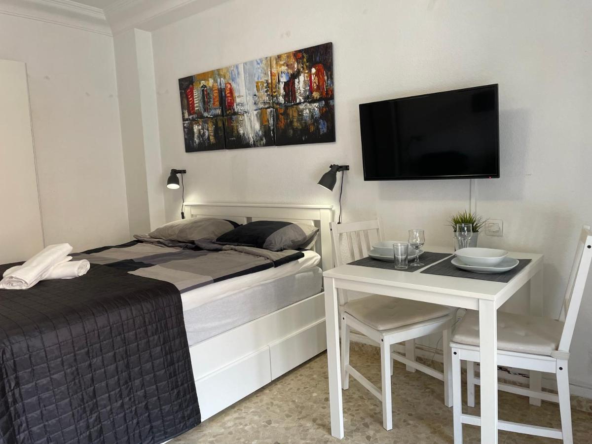 Fuengirola, Los Boliches - Nice Studio Right On The Beach. ภายนอก รูปภาพ